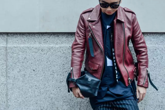 洗漱包和手袋對(duì)比